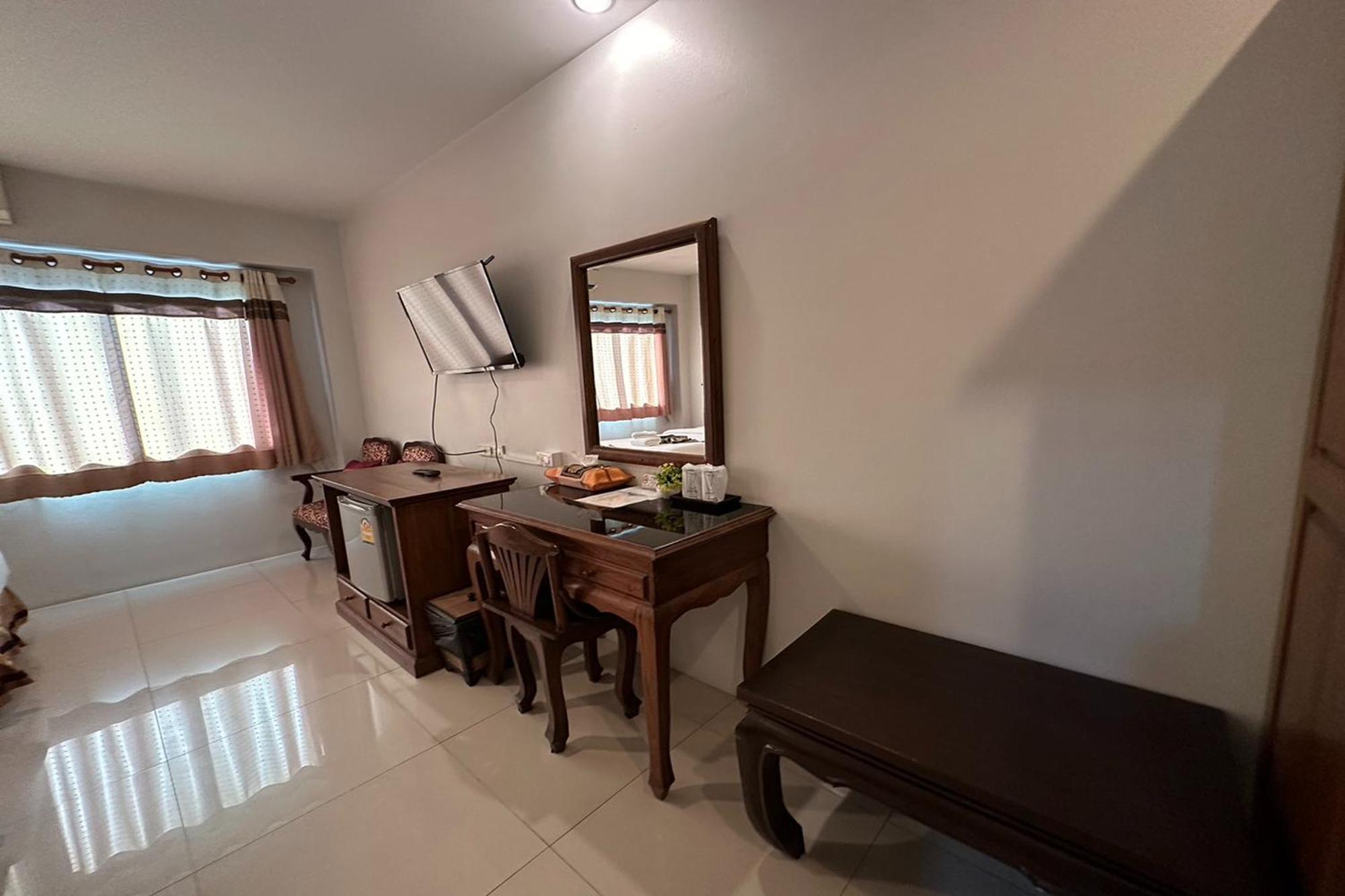 Chiangrai Grand Room Hotel Csiangraj Kültér fotó
